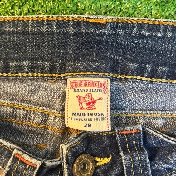 True Religion Blue Skinny Jeans with Vintage Appeal - Picture 4 of 8